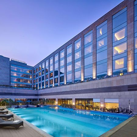 Hyatt Regency Chandīgarh Buitenkant foto The Park, New Delhi